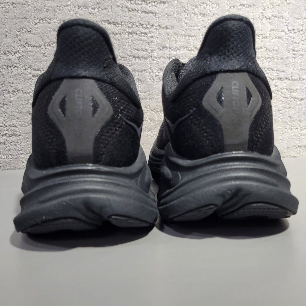Hoka One One Clifton 10 Mens Size US 8D Triple Black Lace-Up Everyday Run Shoes - Picture 4 of 12